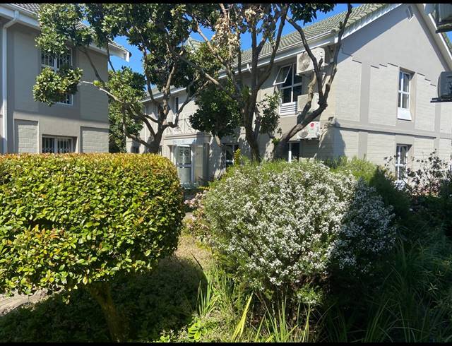 64M² OFFICE TO LET IN TOKAI